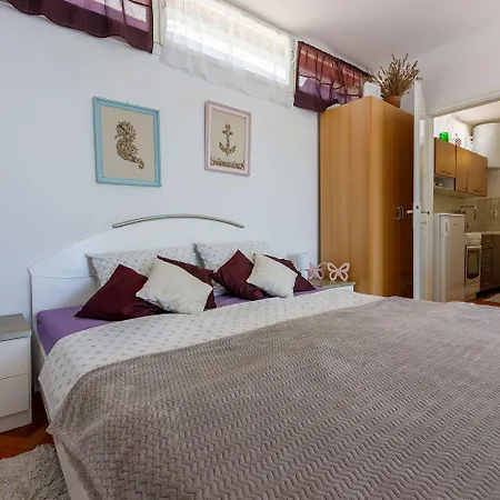 アパート Helles Nur 190 Meter Zum Mit Meerblick, Privater Terrasse, Wifi ドラマリ